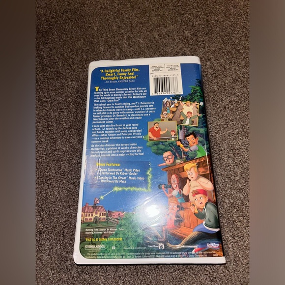 ~6/$10 MOVIES VHS/DVDS~ Disney's Recess Schools Out VHS In Clamshell - Picture 2 of 5